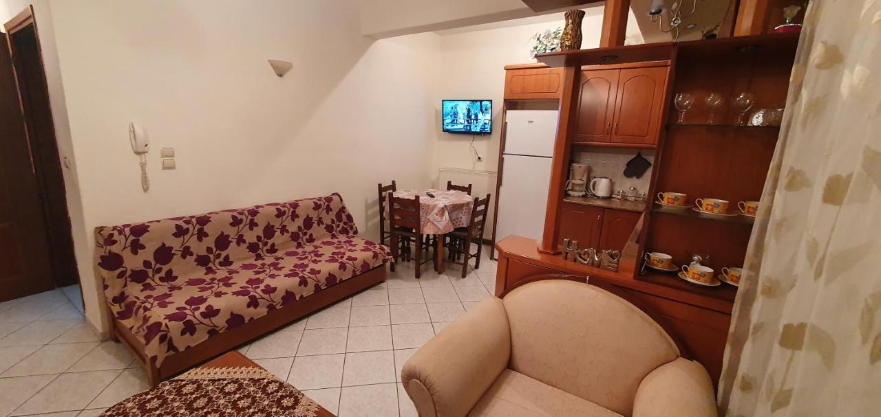 Panos Rooms 2 كالامباكا المظهر الخارجي الصورة